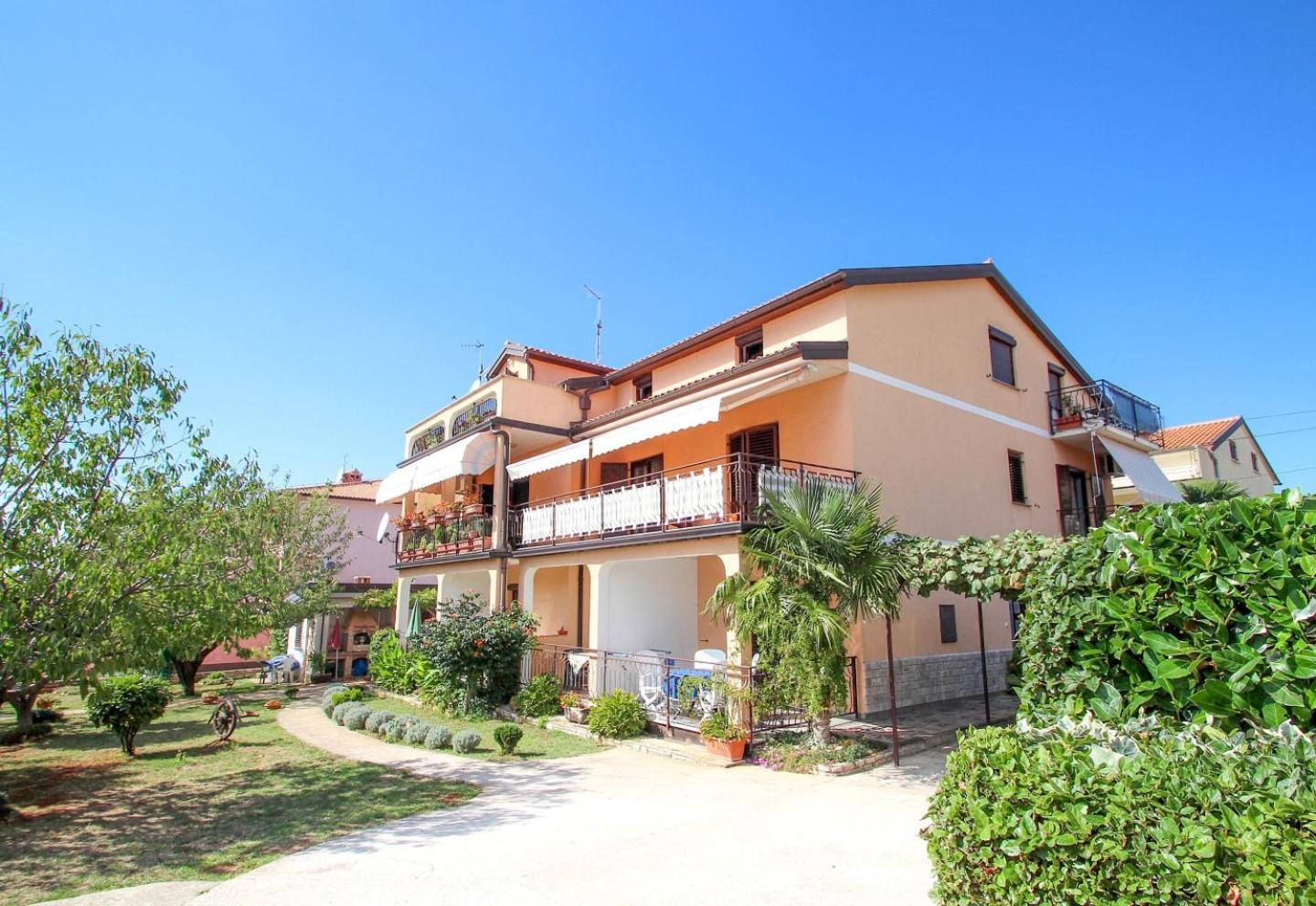 Apartments Maria Novigrad  Ngoại thất bức ảnh